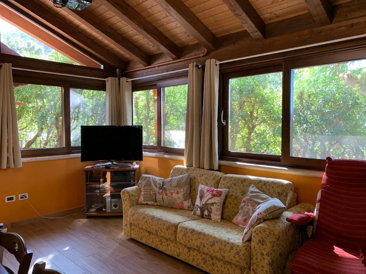 Vila House Ramo Partinico